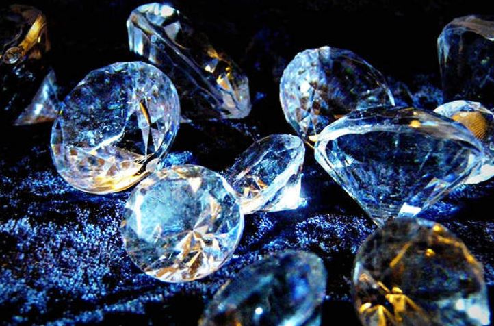 Best diamond stocks to buy